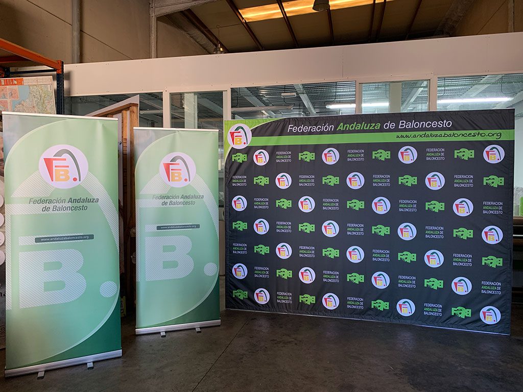 Expositores y soportes publicitarios en Sevilla